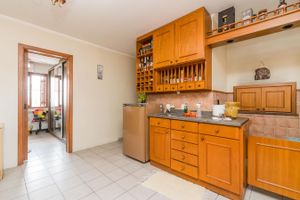 Image 32 - 212323