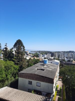 Image 37 - 212330