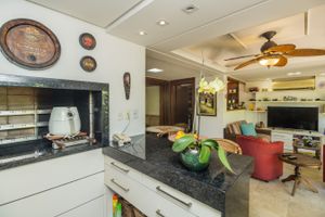 Image 21 - 212333
