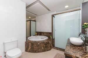 Image 15 - 212384