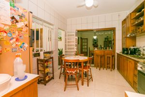 Image 17 - 212386