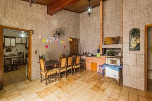 Image 26 - 212439