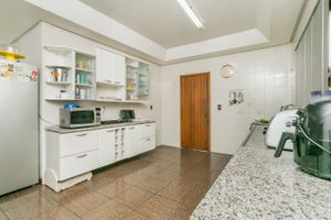 Image 33 - 212448