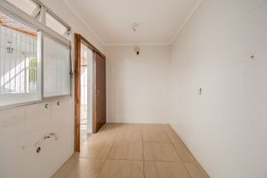 Image 39 - 212466