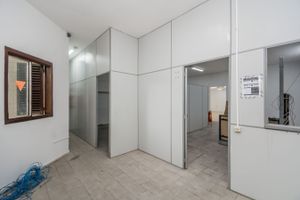 Image 33 - 212512