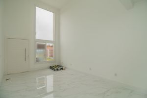 Image 3 - 212524