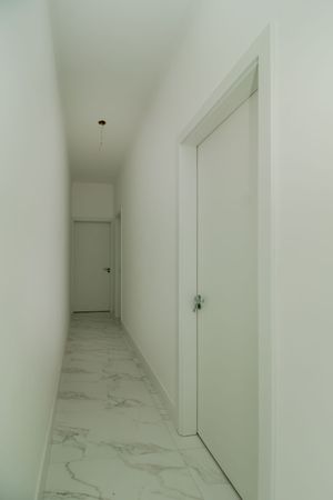Image 27 - 212524