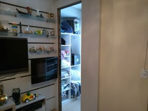 Image 6 - 212582