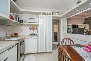 Image 23 - 212594