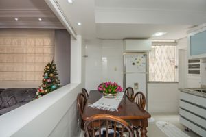 Image 25 - 212594
