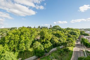 Image 17 - 212604