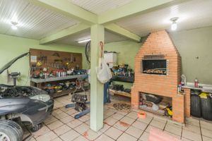 Image 30 - 212605