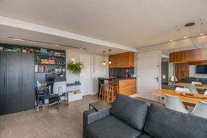 Image 4 - 212648
