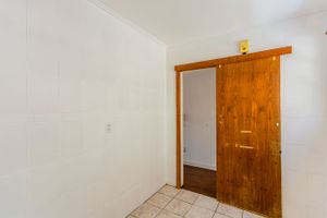 Image 25 - 212674
