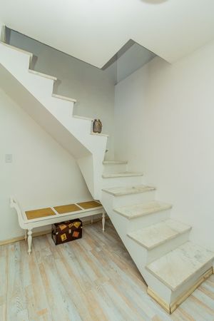 Image 30 - 212684