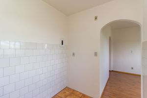 Image 21 - 212780
