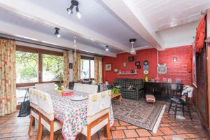 Image 8 - 212794