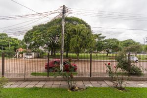 Image 21 - 212807