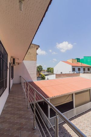 Image 25 - 212846