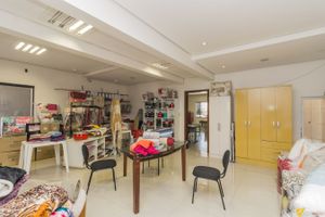 Image 44 - 212846