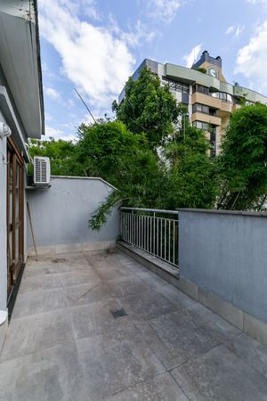 Image 14 - 212867