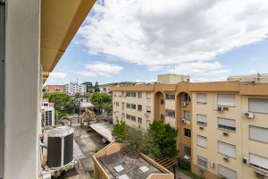 Image 7 - 212911