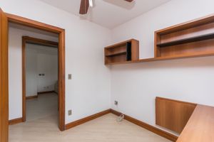 Image 11 - 212913