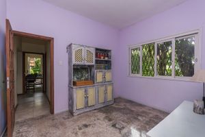 Image 13 - 212933