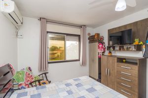 Image 34 - 213011
