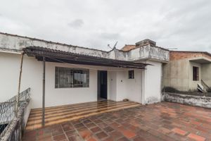 Image 40 - 213011