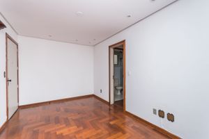 Image 3 - 213024