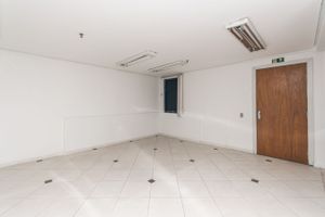 Image 3 - 213049