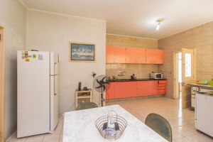 Image 28 - 213144