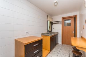 Image 25 - 213194