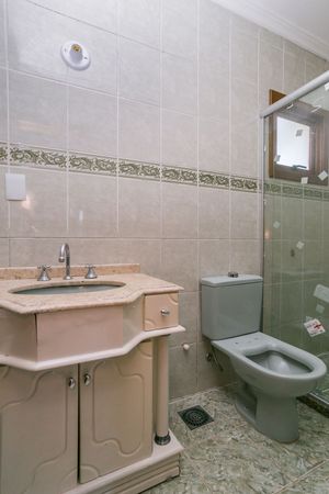 Image 11 - 213340