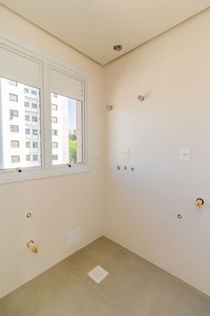 Image 28 - 213365