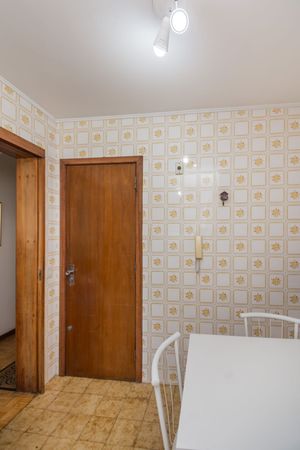 Image 18 - 213399