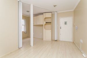 Image 3 - 213560