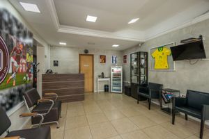 Image 1 - 213565