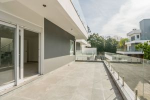 Image 22 - 213634