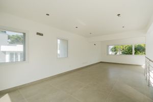 Image 34 - 213634