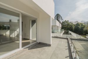Image 39 - 213634