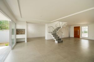 Image 7 - 213636