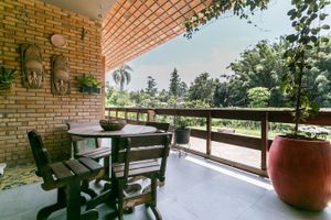 Image 22 - 213646
