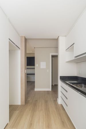 Image 12 - 213763