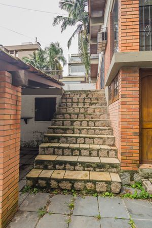 Image 70 - 213902