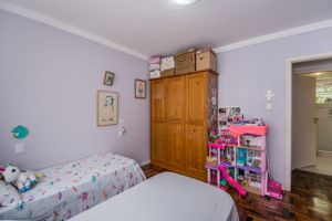Image 10 - 213904