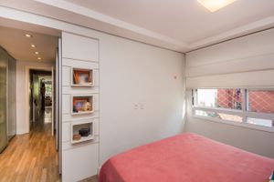 Image 13 - 213915