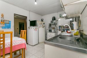 Image 7 - 213937