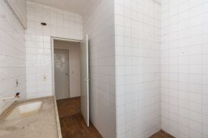 Image 15 - 213971